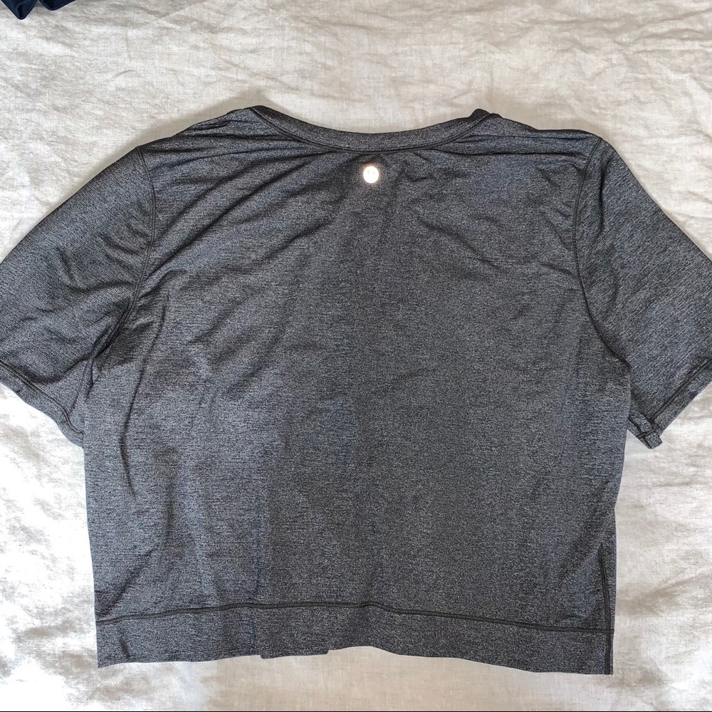 Grey Quick-dry LuluLemon Crop Top Small